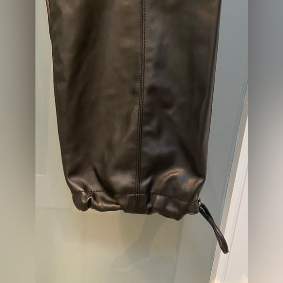 NWT Zara Faux Leather Balloon Joggers. Color Black. Size Medium. - Picture 9 of 14